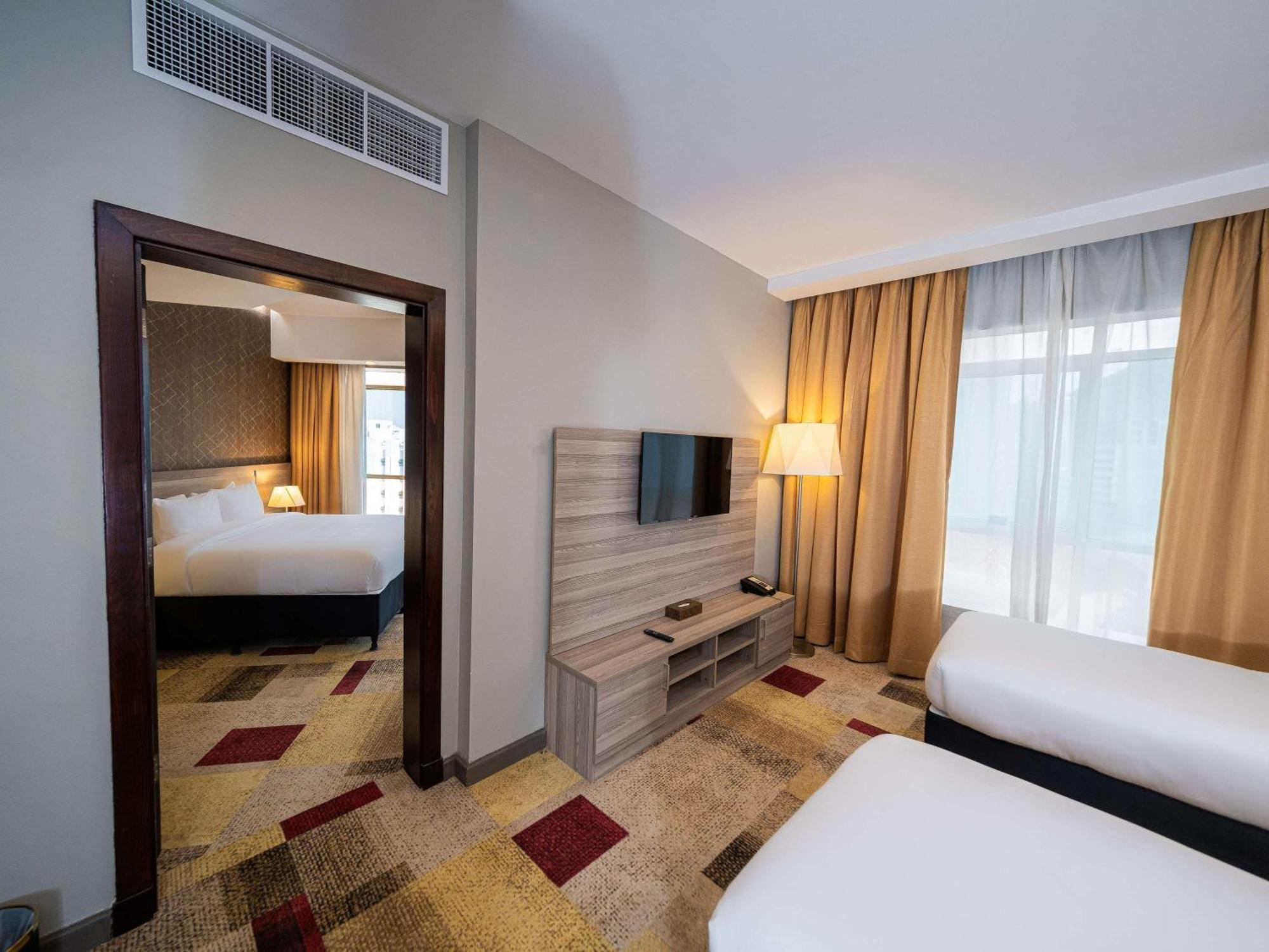 Mercure Makkah Aziziah Mecca ภายนอก รูปภาพ